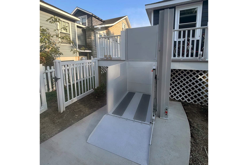 Nano at lower landing