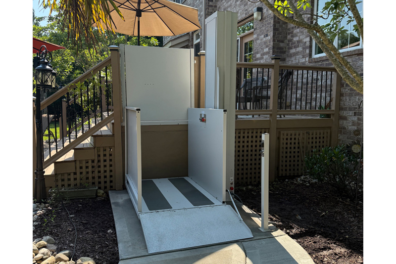 Nano at lower landing second angle